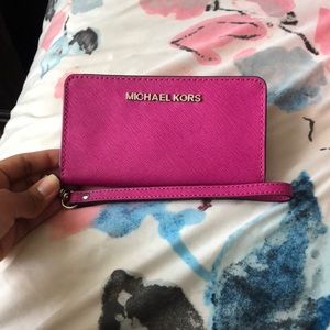 Michael Kors pink wristlet